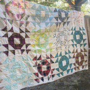 Vintage multicolor quilt - handsewn